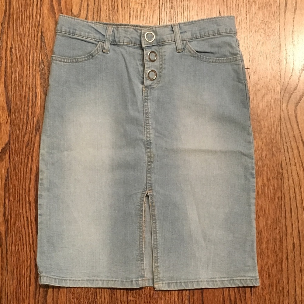 XXI/Skirt
